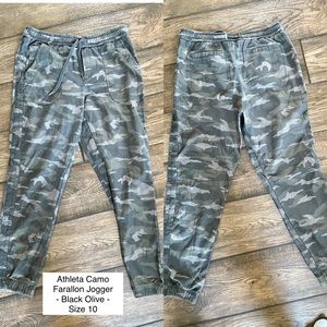 Athleta Camo Farallon Jogger - Black Olive - Size 10 - Like New
